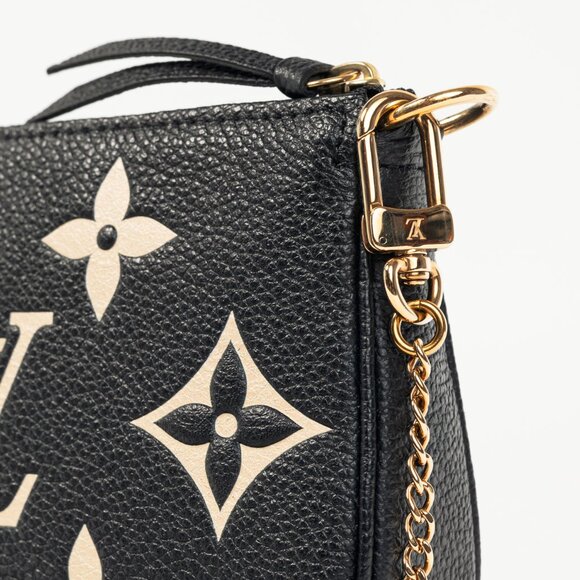 Louis Vuitton Mini Pochette Accessoires Black Monogram Empreinte Giant Pouch - Picture 5 of 9